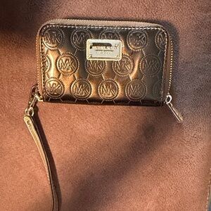 Michael Kors Metallic Gold Wristlet